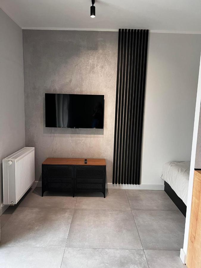 - Legnicka Business Center Apartment Breslau